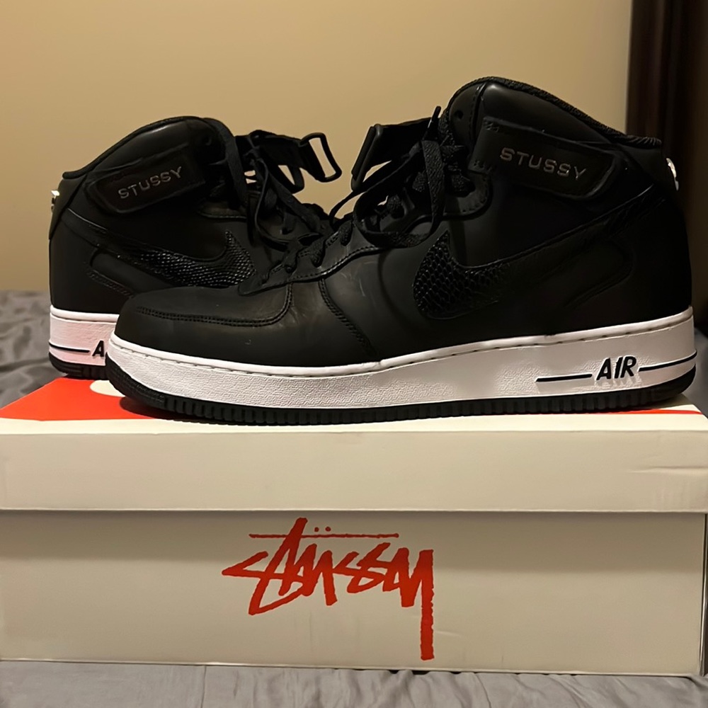Stussy Air Force One - Mid (worn once) 9.5/10 Size 13